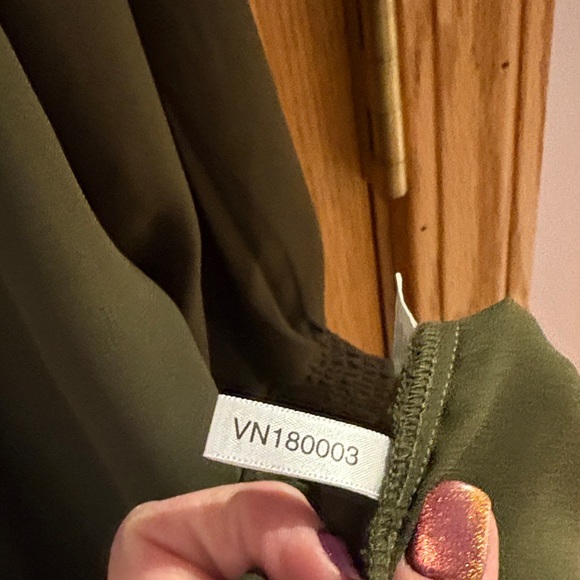 New York & Company Dark Green Blouse with Smocked Details - Picture 7 of 7